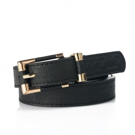 Fashionable leather belt with crocodile patternBelts