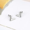 V pattern stud earrings - stainless steelEarrings