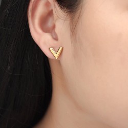 V pattern stud earrings - stainless steelEarrings