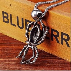 Vintage silver spider & skull pendant - stainless steel necklaceNecklaces