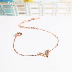 V letter - stainless steel braceletBracelets