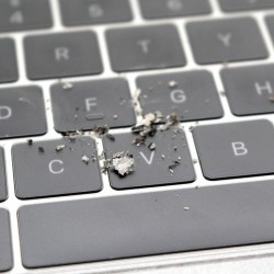 EU Keyboard Protector - Macbook Pro 13 - 13.3 - Silicone - ProtectionKeyboards
