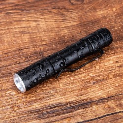 Mini flashlight - with clip - 3 light modes - adjustable focusTorches