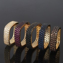 Elegant square ring with crystalsRings