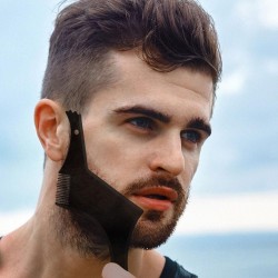 Beard grooming kit - trimming shaving comb - scissors - razor bladesBeard
