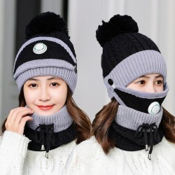 3 in 1 - knitted beanie / face mask / scarf - warm winter setMouth masks