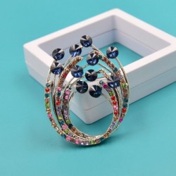 Vintage flower brooch - with colorful crystalsBrooches