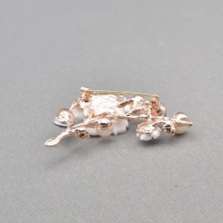 Flower / pearl / shell / bird - crystal broochBrooches