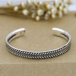 Stainless steel bracelet - with leaf pattern - open design - unisexBracelets