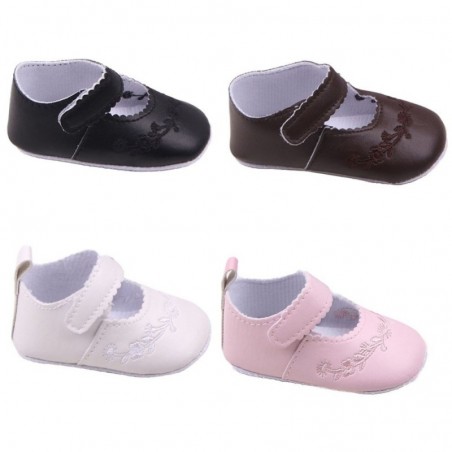 Leather shoes - with flower design - for newborns / babiesShoes
