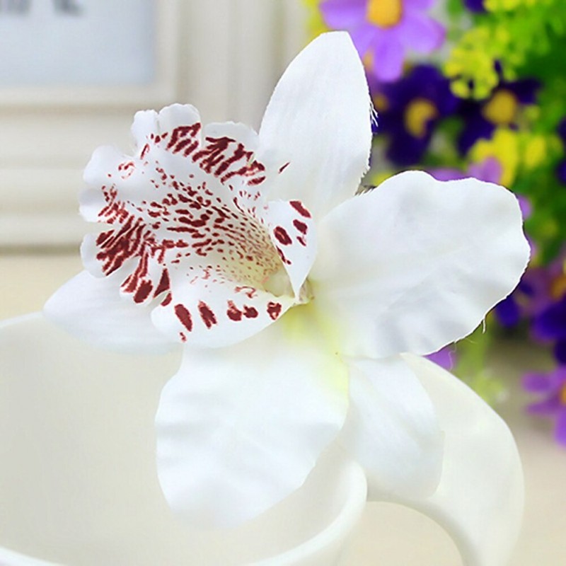 Fashionable hair clip - handmade - flower orchidHair clips