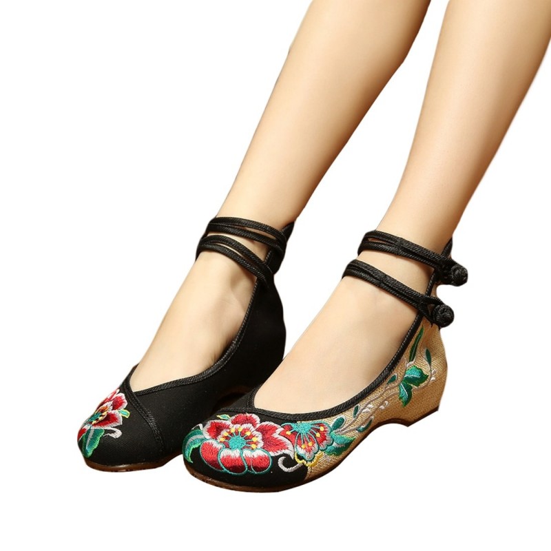 Chinese style sandals - canvas shoes with buckle - embroidered hibiscus flowersSandals