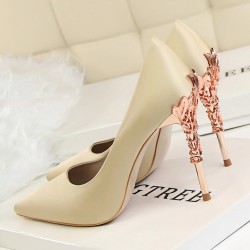 Sexy pumps - with metal carved thin high heelsHigh heels