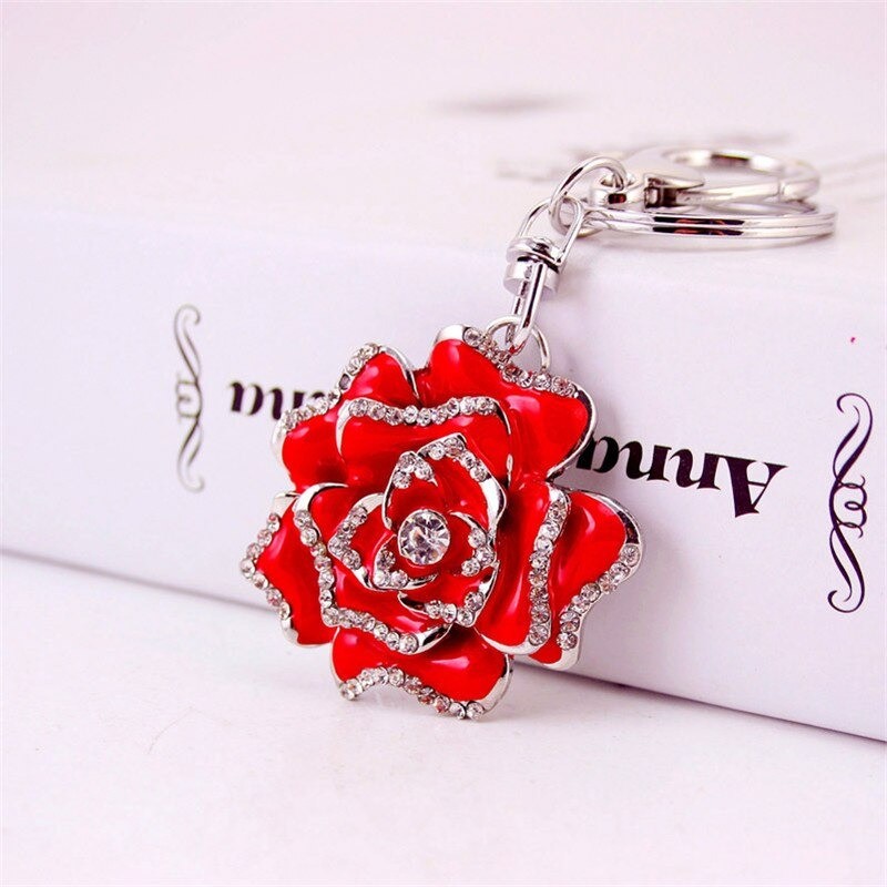 Luxurious crystal rose - keychainKeyrings