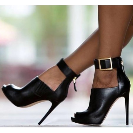 Sexy high heel boots - with metal buckle - open toeHigh heels