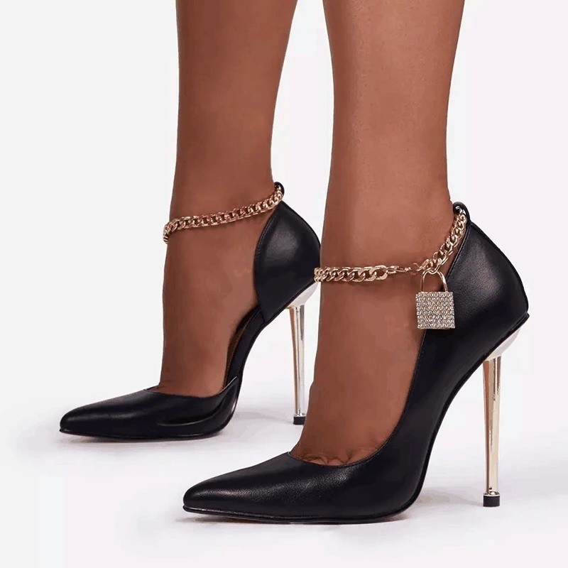 Elegant high heel pumps - with a metal ankle chainHigh heels