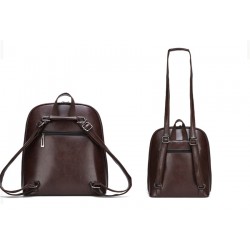 Luxurious vintage backpack - leather shoulder bag - with decorative V letterBackpacks