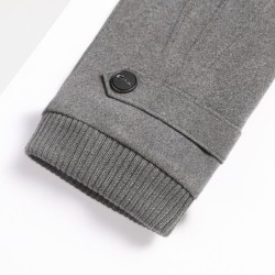 Elegant warm gloves - touchscreen function - with a decorative buttonGloves
