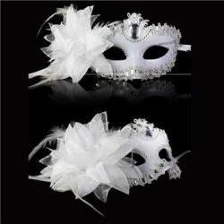 Sexy Venetian eye mask - with diamonds / feathers / flowers - for Halloween / masqueradesMasks