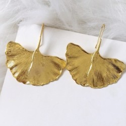 Leaves shaped gold earrings - metalEarrings