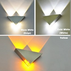 Modern wall lamp - triangle shaped - aluminum - LED - 3WWall lights
