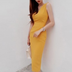 Elegant yellow dress - with V-neck / back slit / sleevelessDresses