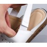 Fashionable flat sandals - open toe / heelSandals