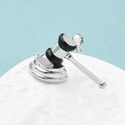 Judge's brooch - court hammerBrooches