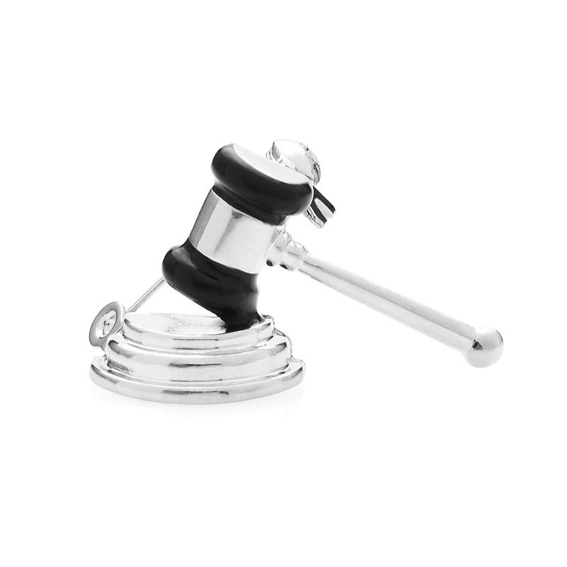 Judge's brooch - court hammerBrooches