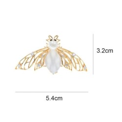 Fashionable gold brooch - with pearl bee & crystalsBrooches