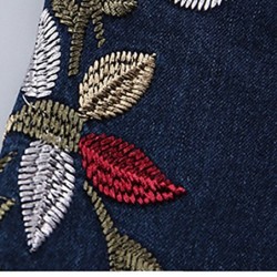 Short jeans jacket - vintage flower embroideryJackets