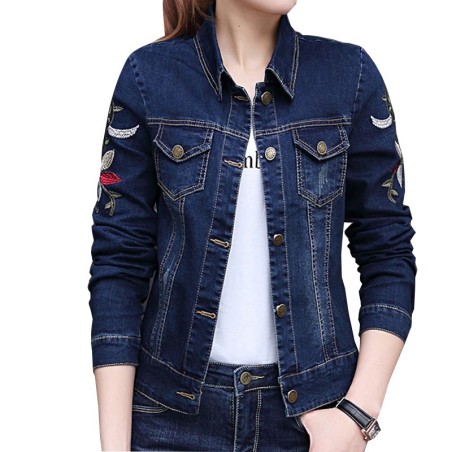 Short jeans jacket - vintage flower embroideryJackets