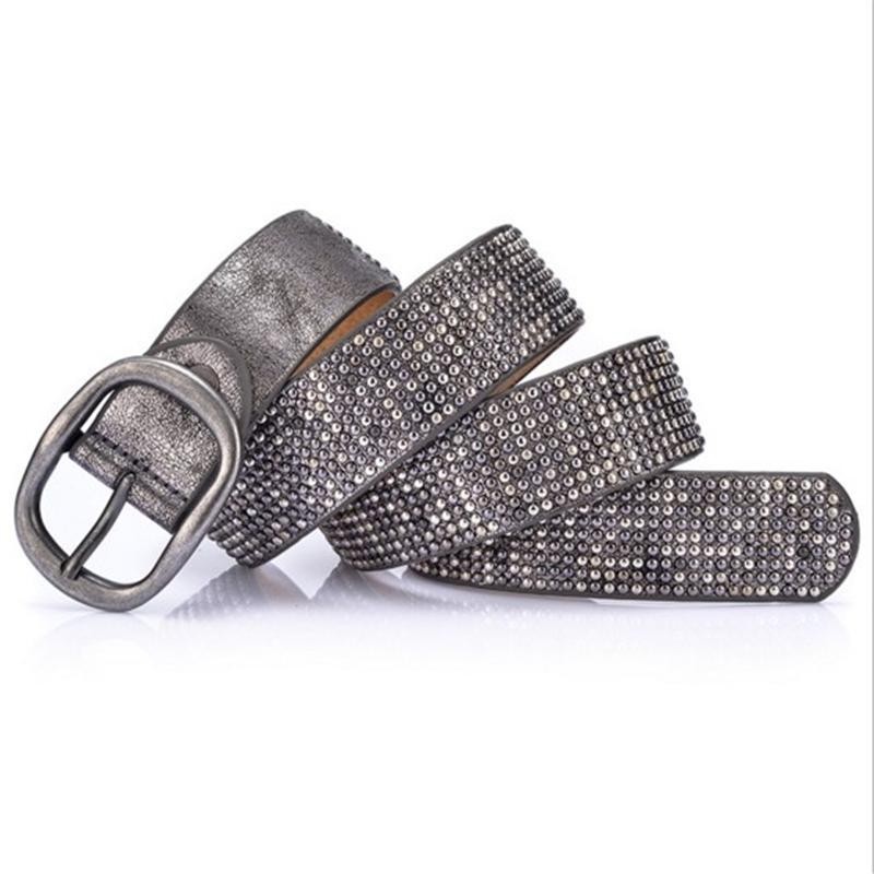 Fashionable leather belt with metal buckle & rivetsBelts