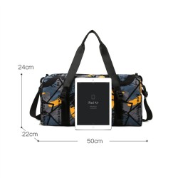 Stylish travel bag - with shoe compartment - large capacity - waterproof - unisex - graffiti designBags