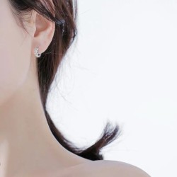 Small round earrings - flowers / zirconia - 925 sterling silverEarrings