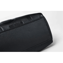 Luxurious shoulder bag - large capacity - set with a walletSets