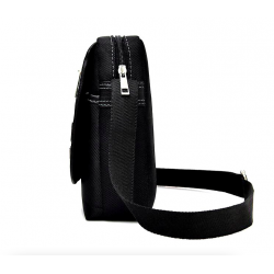 Trendy shoulder bag - with flap / zippers / pocketsBags