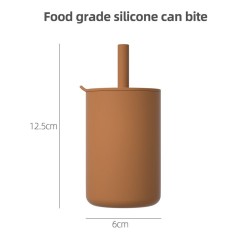 Kids silicone drinking cup - cold / hot water - with straw - leakproof - BPA free - animal printBaby