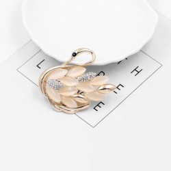 Golden swan brooch - crystals / opalBrooches