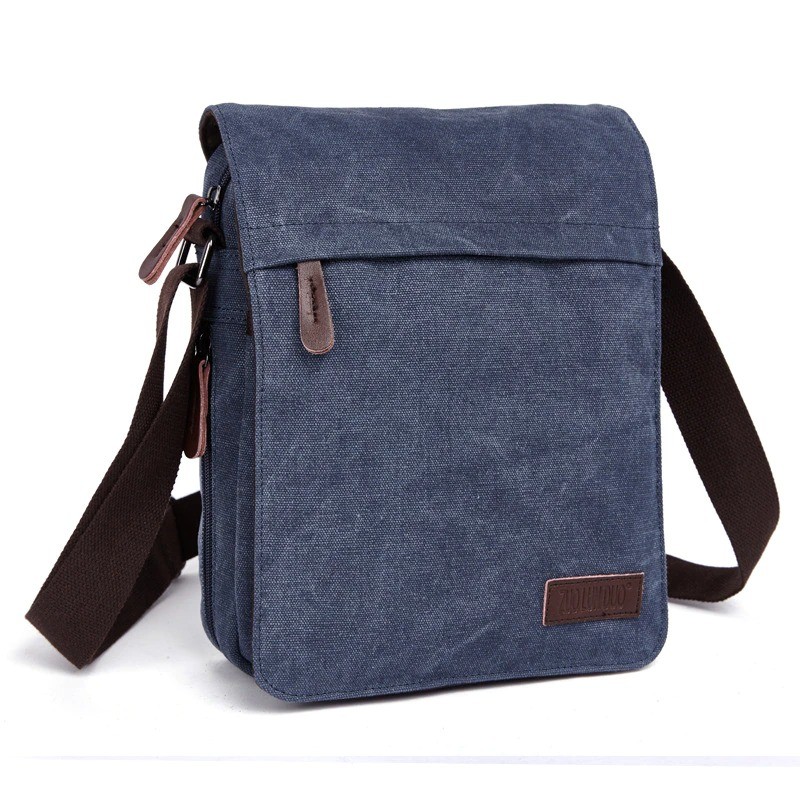 Vintage canvas shoulder bagBags