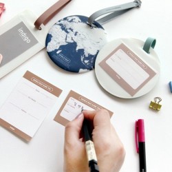 World map - ID / address holder - luggage tag - travel accessoriesOutdoor & Camping