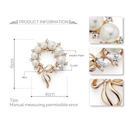 Crystal flower with rhinestones - elegant broochBrooches