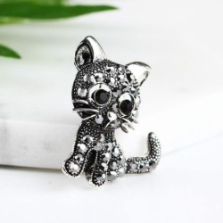 Black crystal cat - broochBrooches