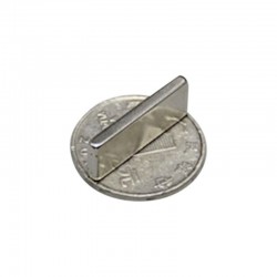 N35 - neodymium magnet - strong rectangle block - 25mm * 10mm * 3mmN35