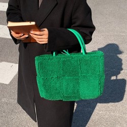 Trendy plush handbag - large capacityHandbags