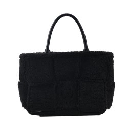 Trendy plush handbag - large capacityHandbags