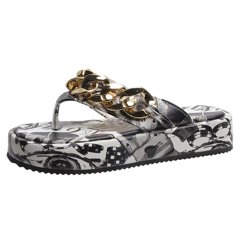 Colorful slippers - with high platform / metal decorationSandals
