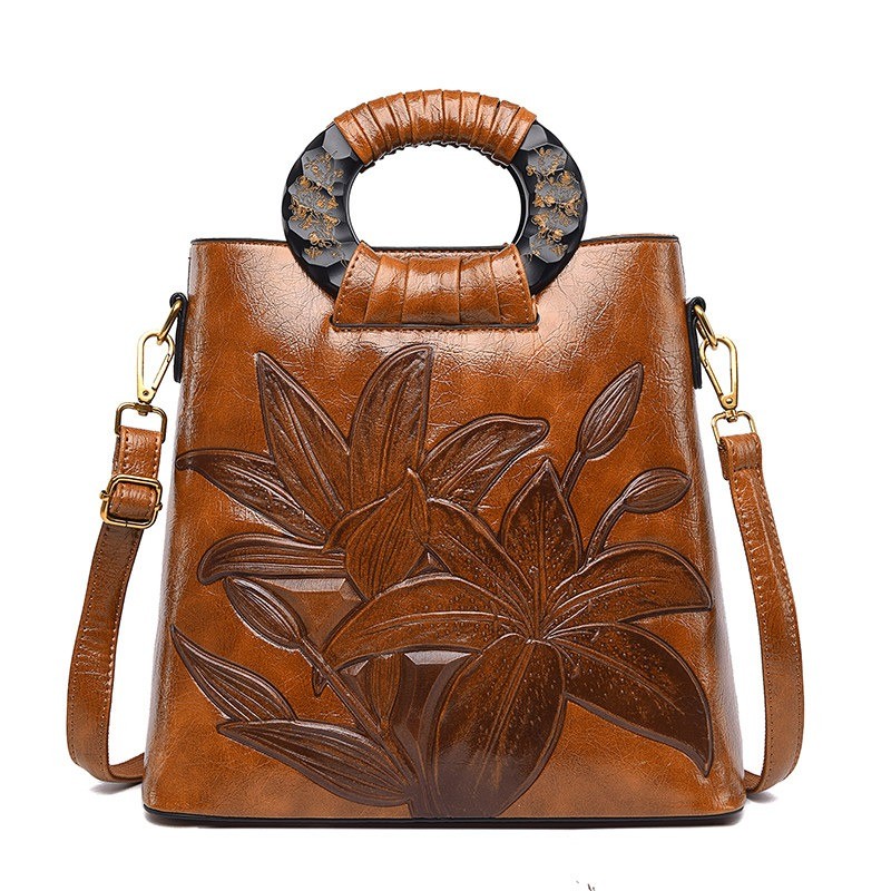Elegant leather shoulder bag - printed flowersHandbags