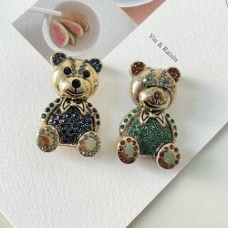 Crystal bear broochBrooches