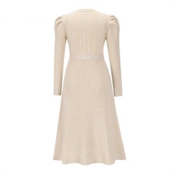 Elegant knitted dress - long sleeve - waist beltDresses